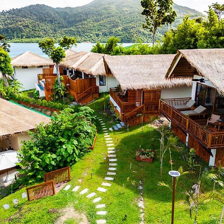 Ten Moons Sunset Villas 코 리페 외부 사진