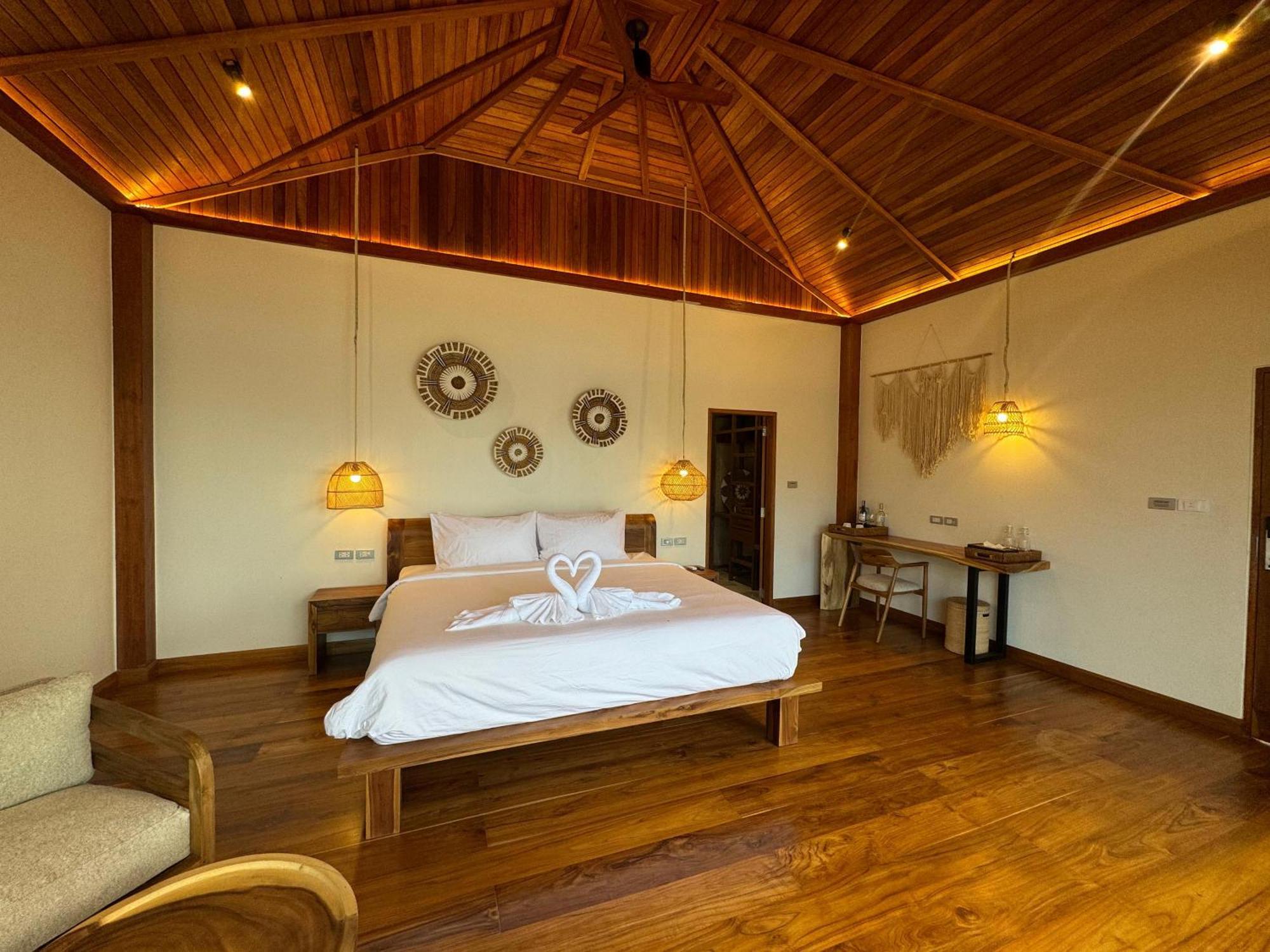Ten Moons Sunset Villas 코 리페 외부 사진
