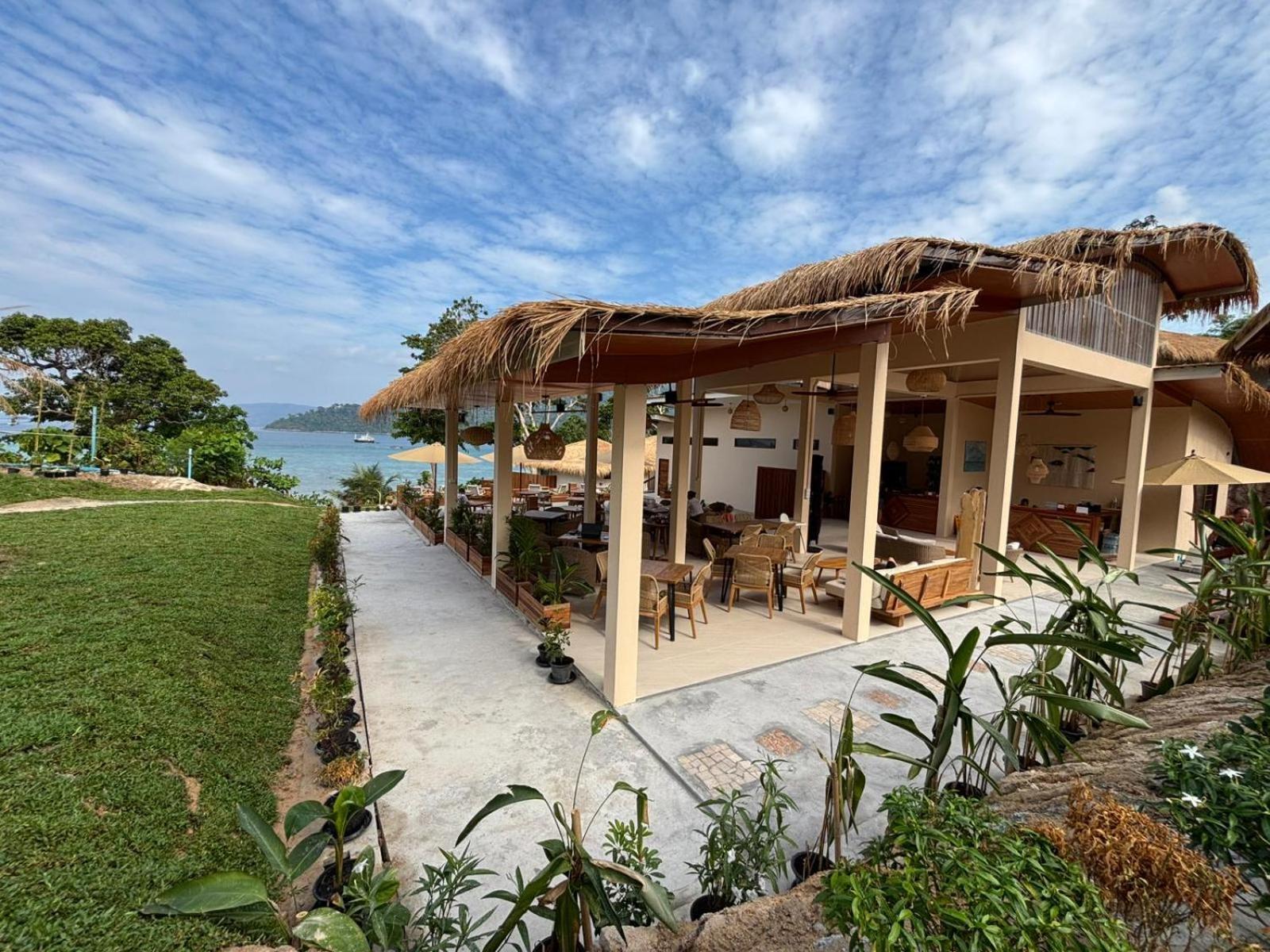 Ten Moons Sunset Villas 코 리페 외부 사진