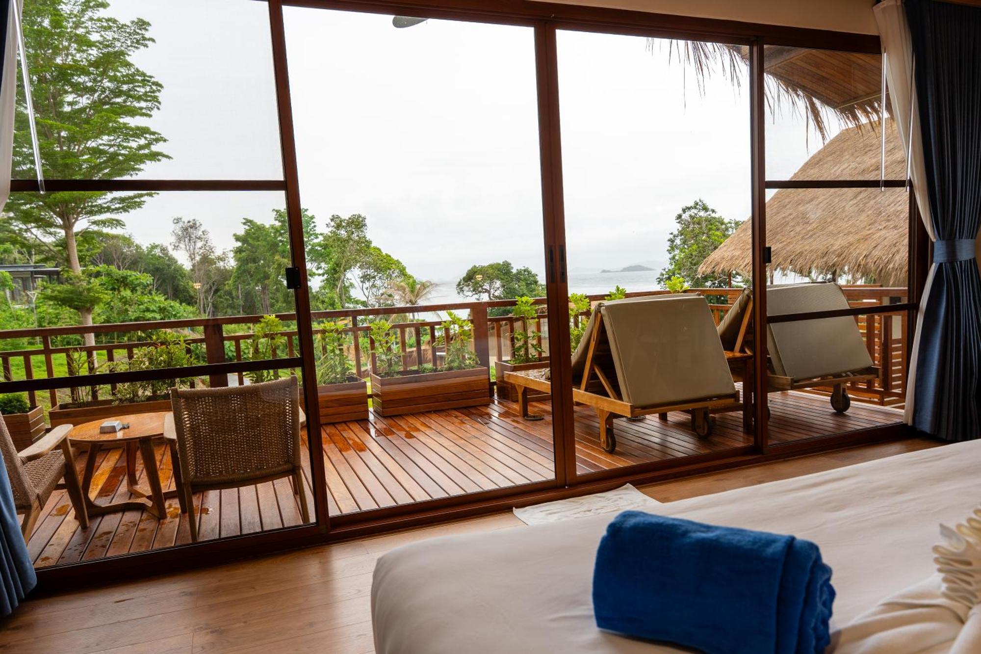 Ten Moons Sunset Villas 코 리페 외부 사진